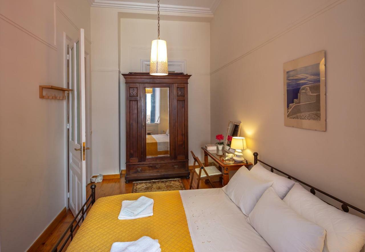 Stately Central Apartment Athens Exterior photo